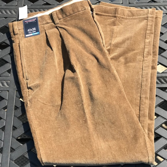 roundtree and yorke corduroy pants